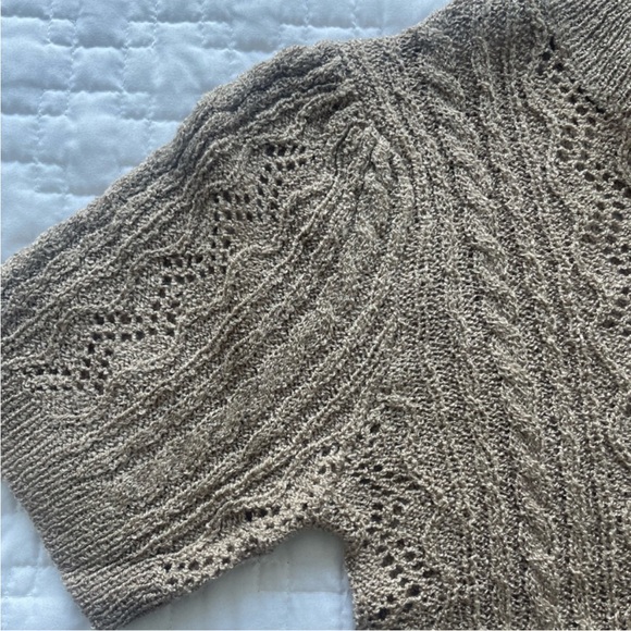 SOLD BOHO BEIGE SHORT SLEEVE CROCHET TOP - Picture 2 of 2